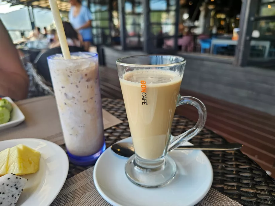 Сніданок: кава