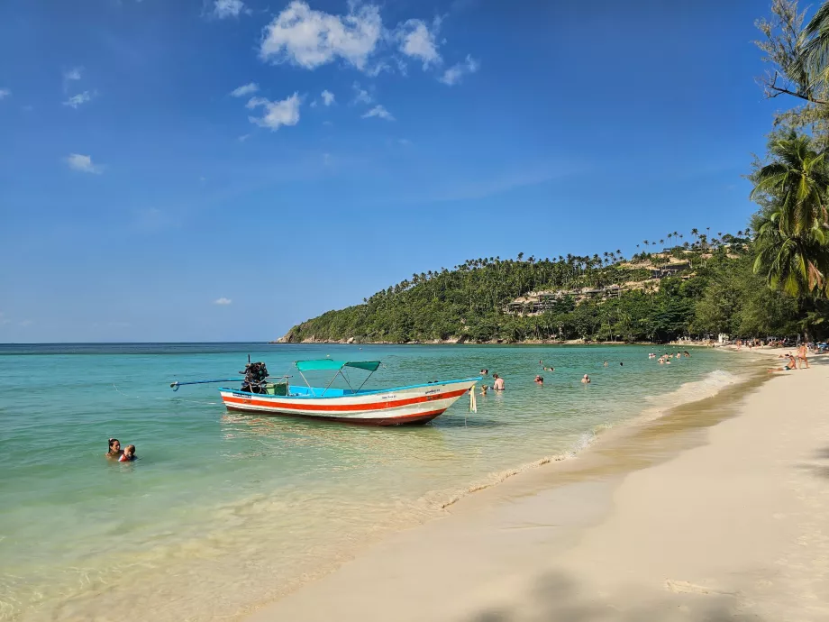 Салатний пляж