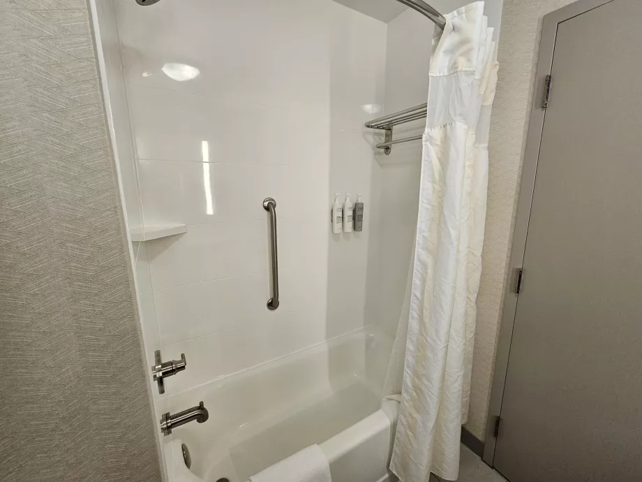 Hilton Garden Inn, ванна кімната