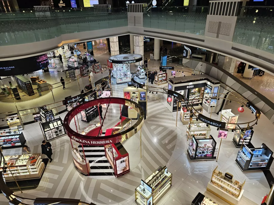 Магазини безмитної торгівлі