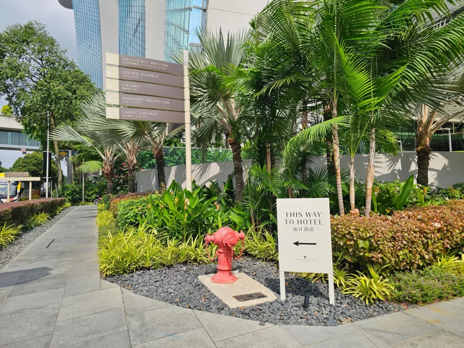 Як дістатися до рецепції готелю