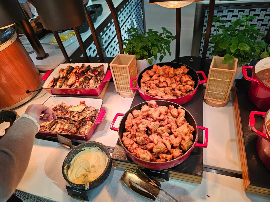 Сніданок у ресторані Rise