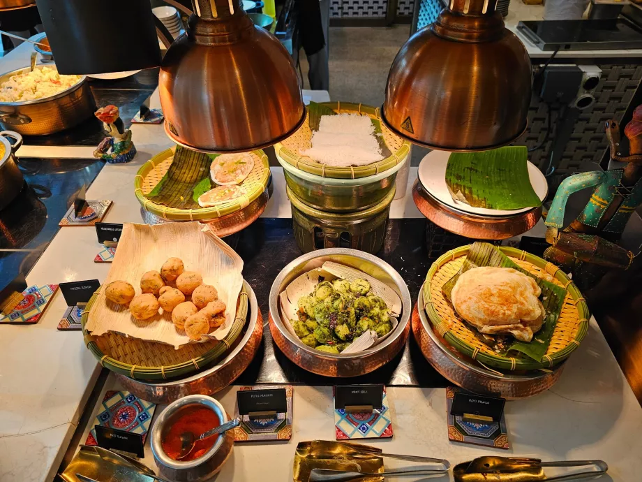 Сніданок у ресторані Rise