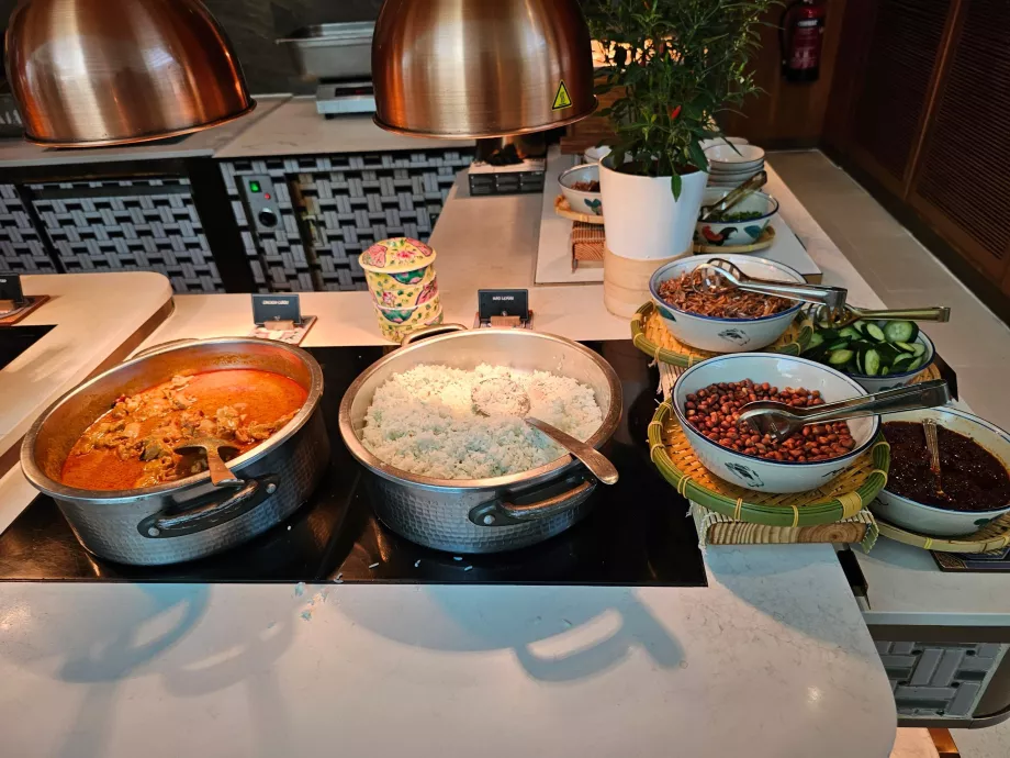 Сніданок у ресторані Rise