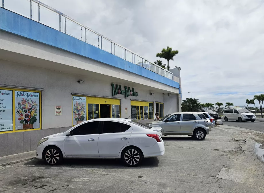 Maho Market