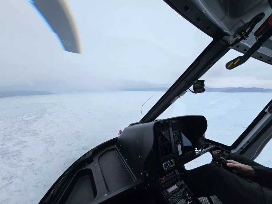 Кабіна вертольота, Kangia Helicopter Tour