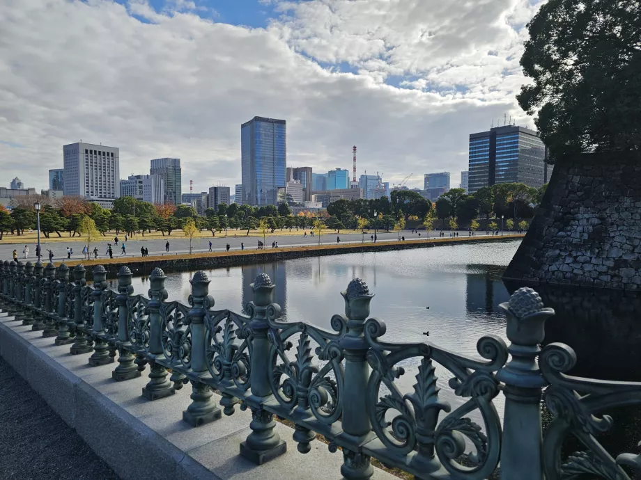 Міст Нідзюбаші