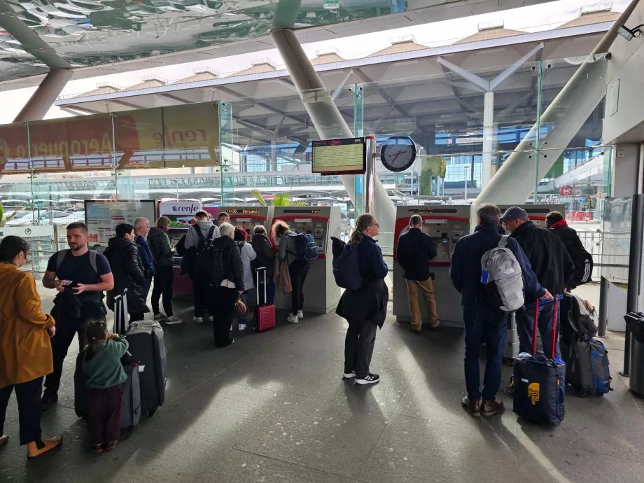 Квиткові автомати RENFE