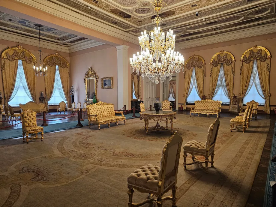 Палац Долмабахче