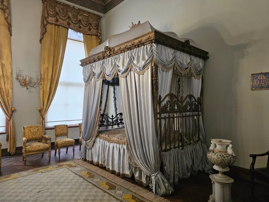 Палац Долмабахче