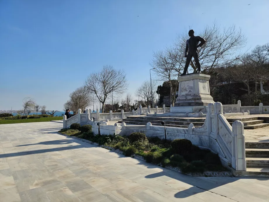 Парк Сарайбурну