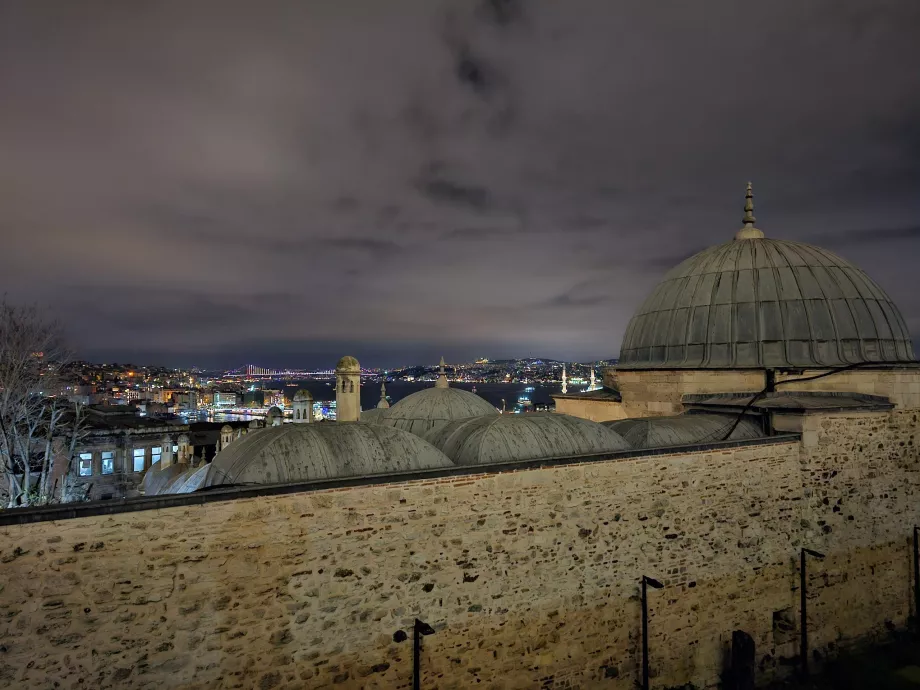 Мечеть Сулеймана, вид на Стамбул