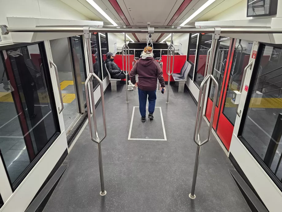 Канатна дорога F4