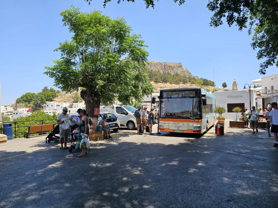Рейсовий автобус Ліндос