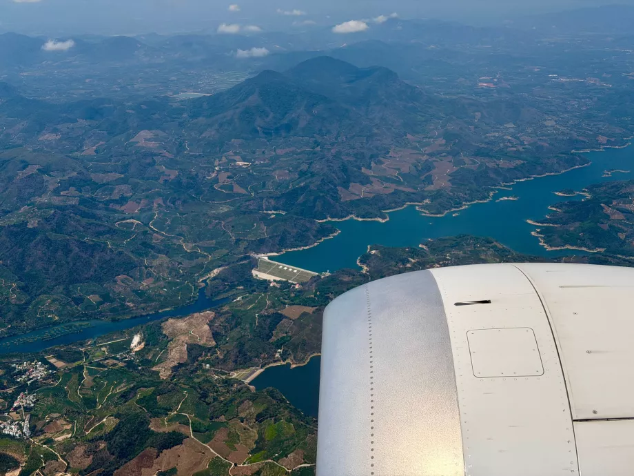 Перед посадкою на Хайнань