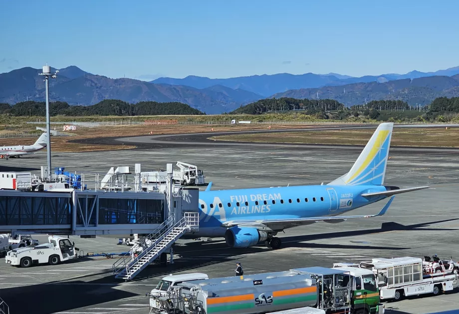 Літак авіакомпанії Blue Fuji Dream Airlines