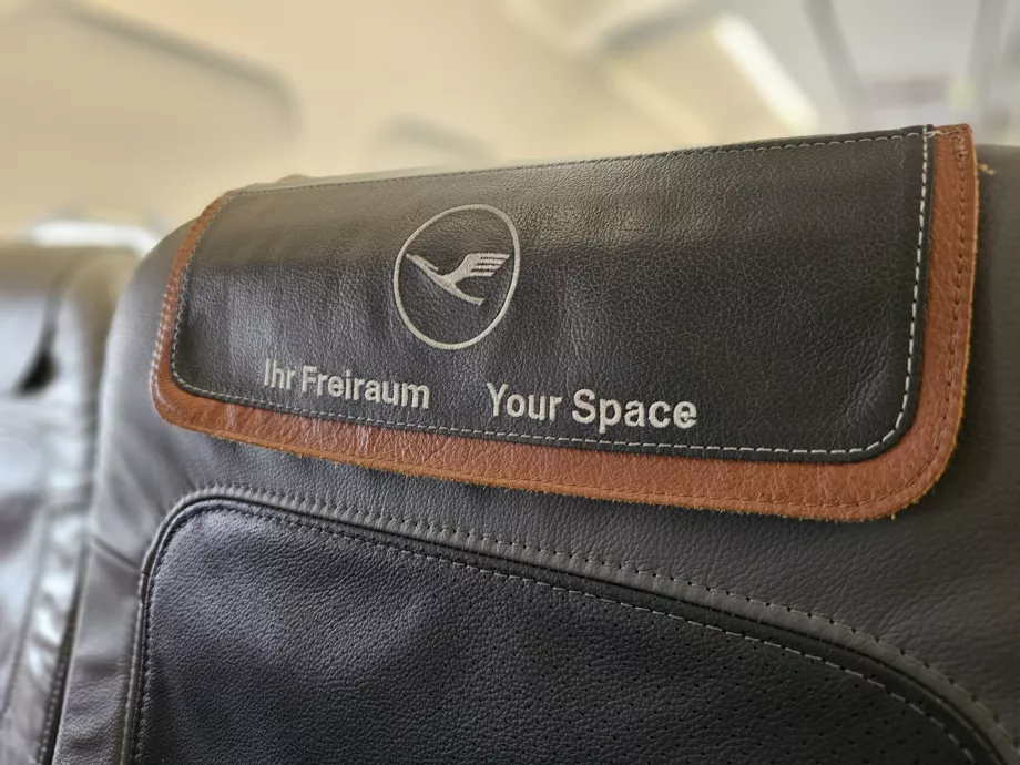 Вільне середнє сидіння