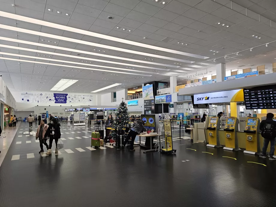 Інтер'єр терміналу 1