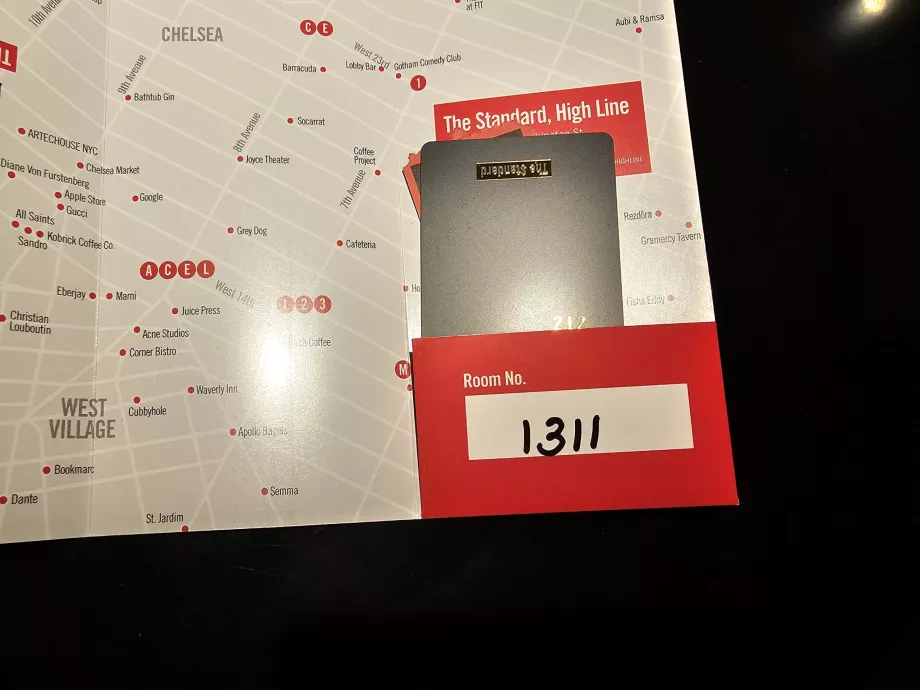 Картка з номера