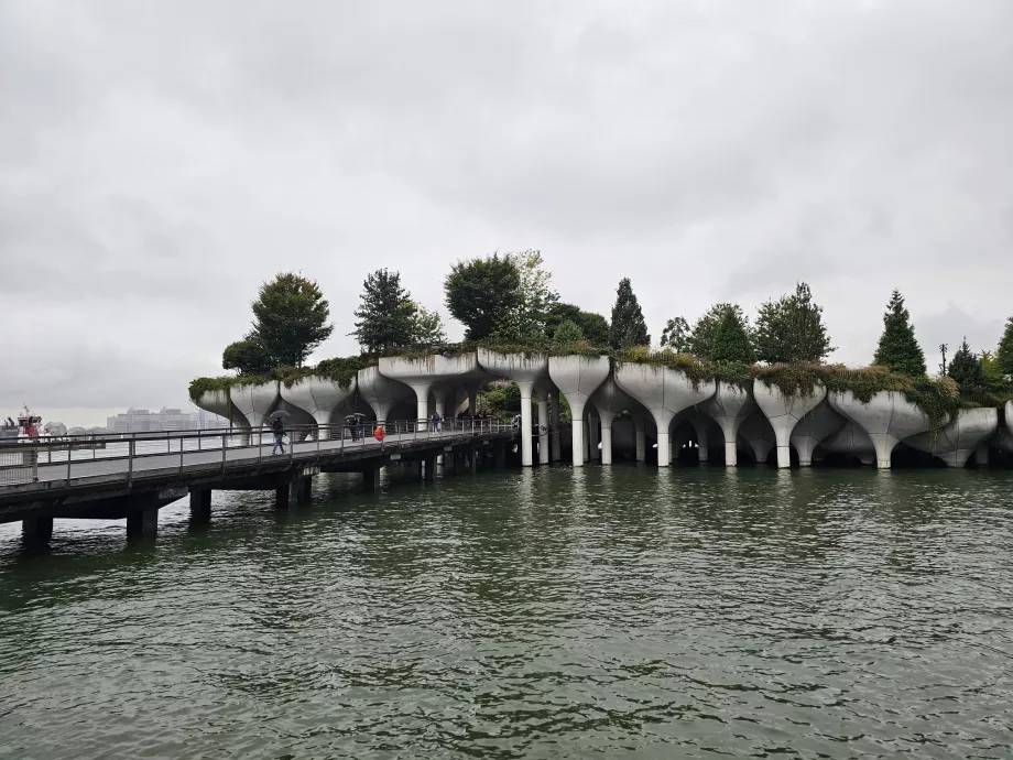 Маленький острів