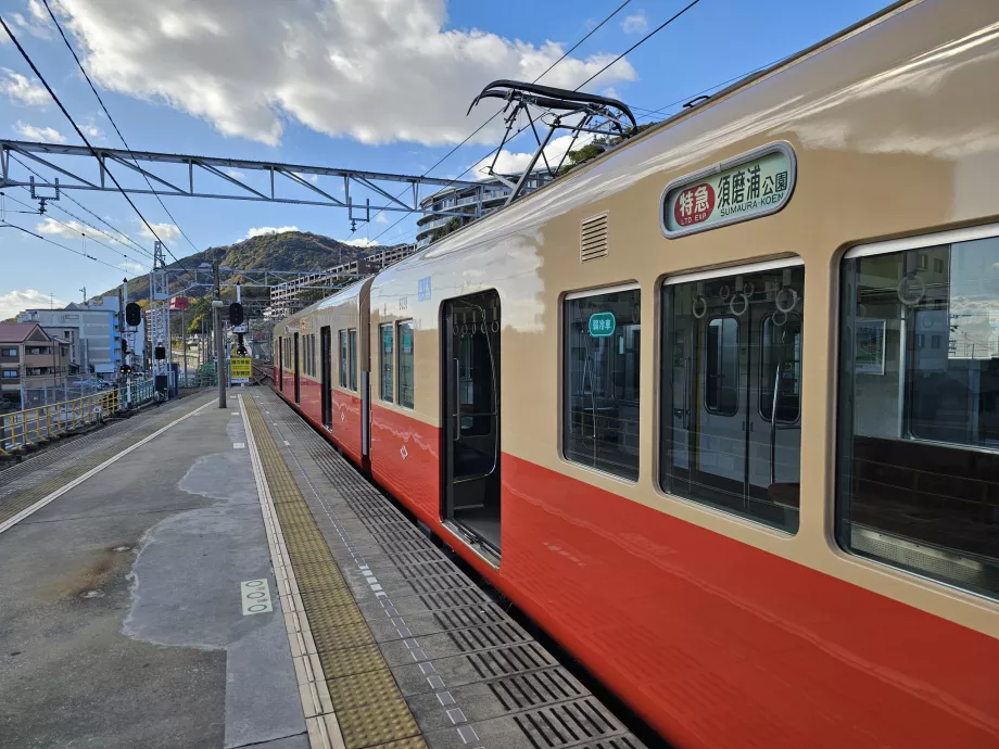 Поїзди Ханшин