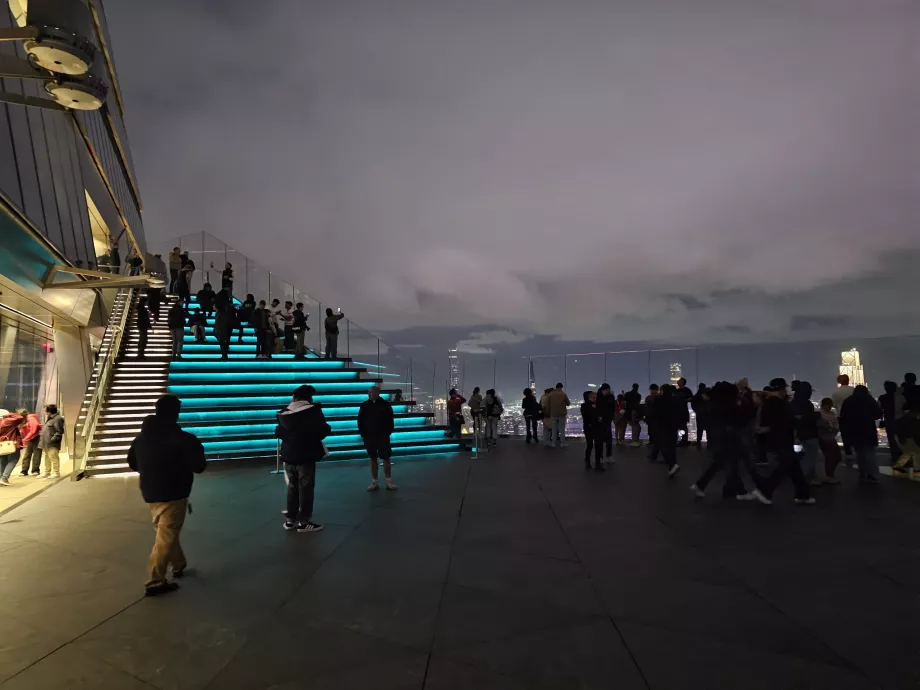 Нічний оглядовий майданчик "Край"