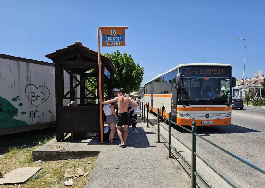Автобус у Фаліракі