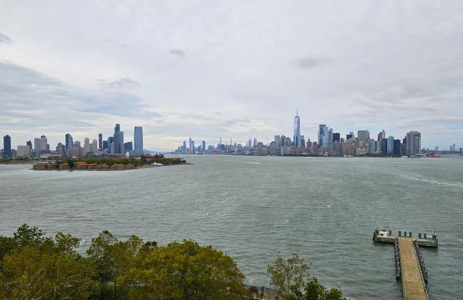 Вид з п'єдесталу Статуї Свободи