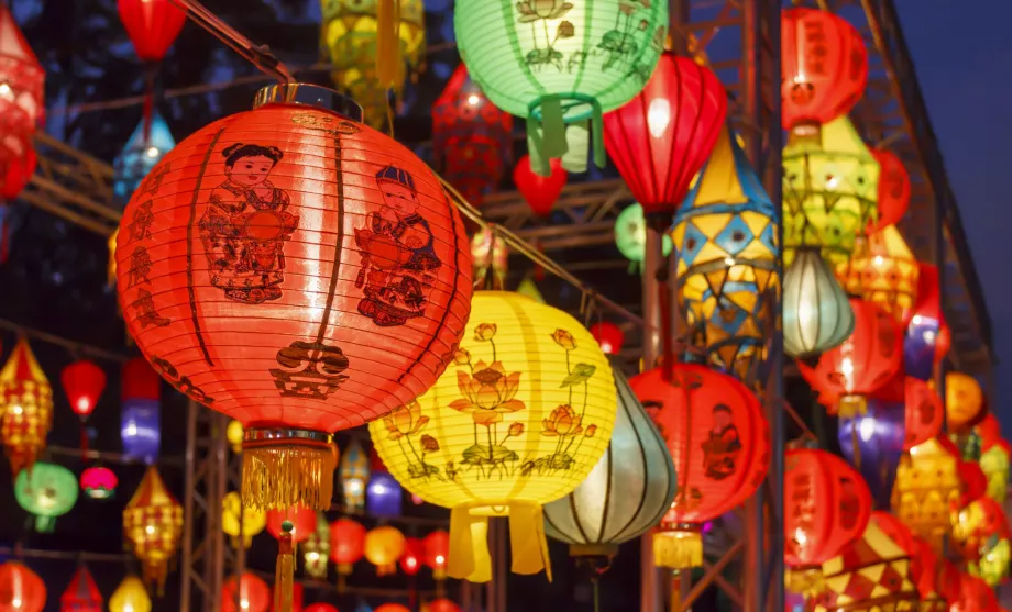 Фестиваль ліхтарів