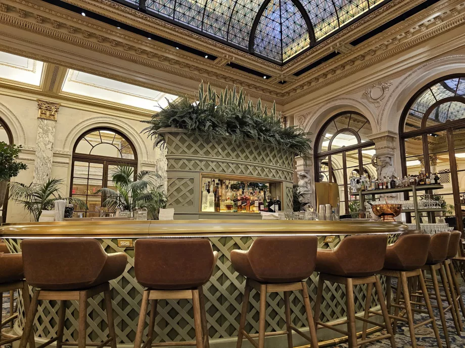 Ресторан "Палм Корт