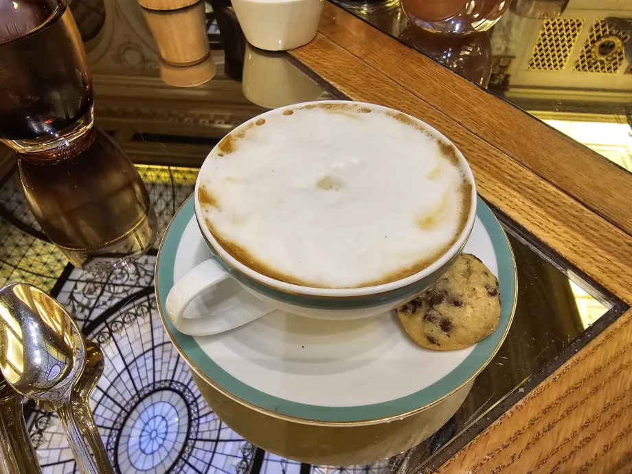 Капучіно на сніданок