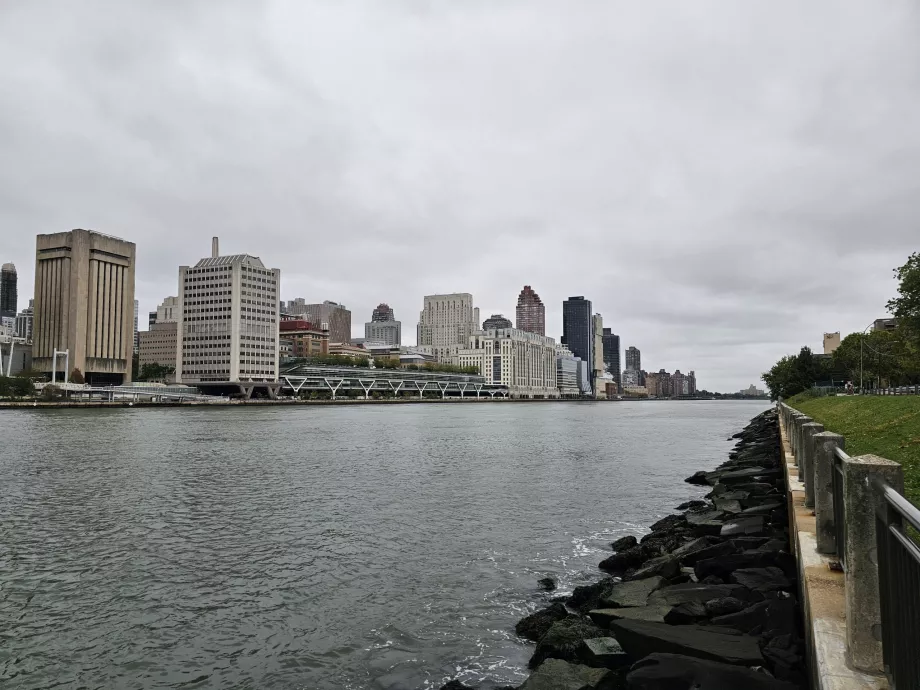 Набережна на острові Рузвельта