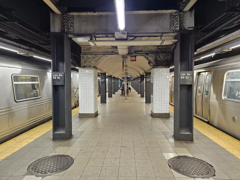 Станції метро