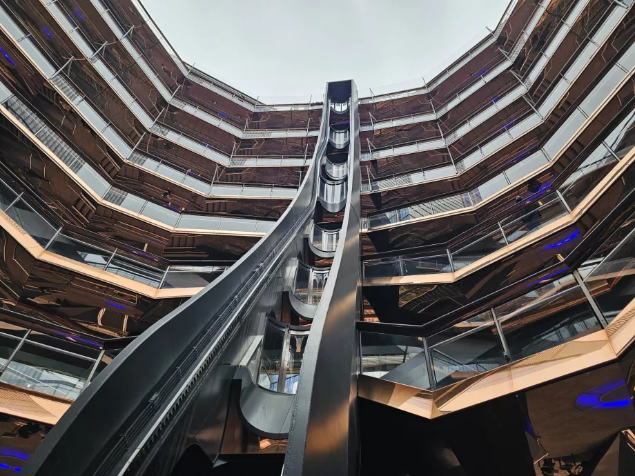 Ліфтове судно