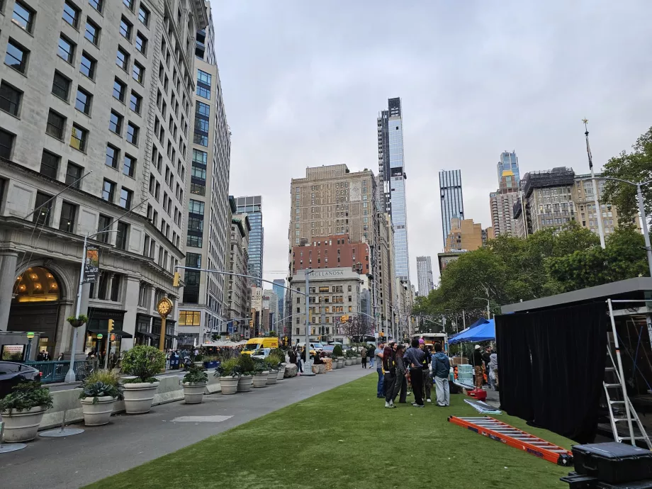 Бродвей у будівлі Флатхайрон