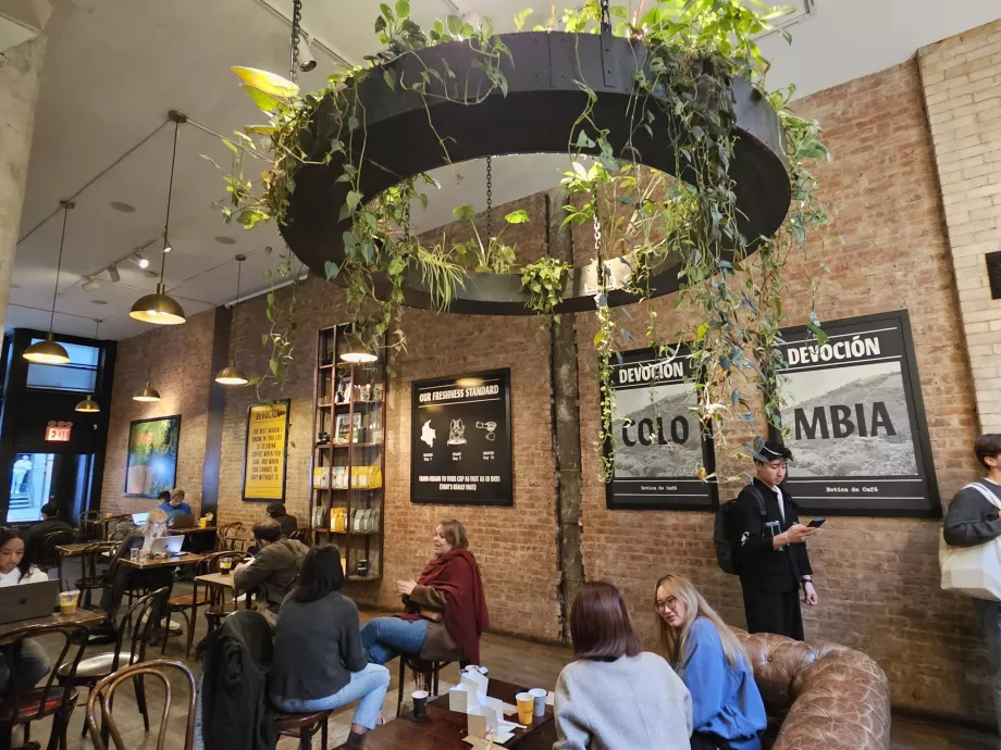 Кафе "Девосьон