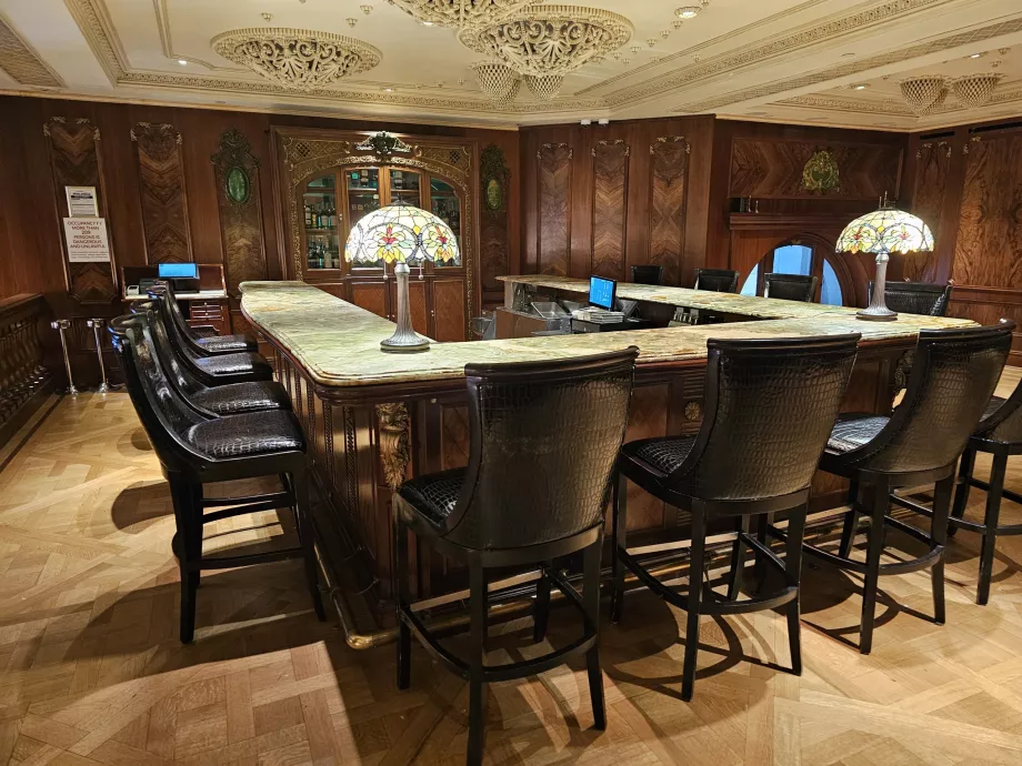 Лаунж у фойє