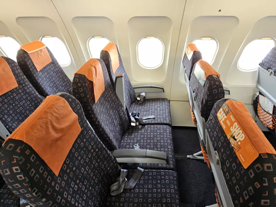 Місця в літаках easyJet