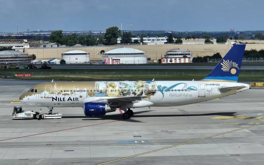 Nile Air, Airbus A320 в аеропорту Праги