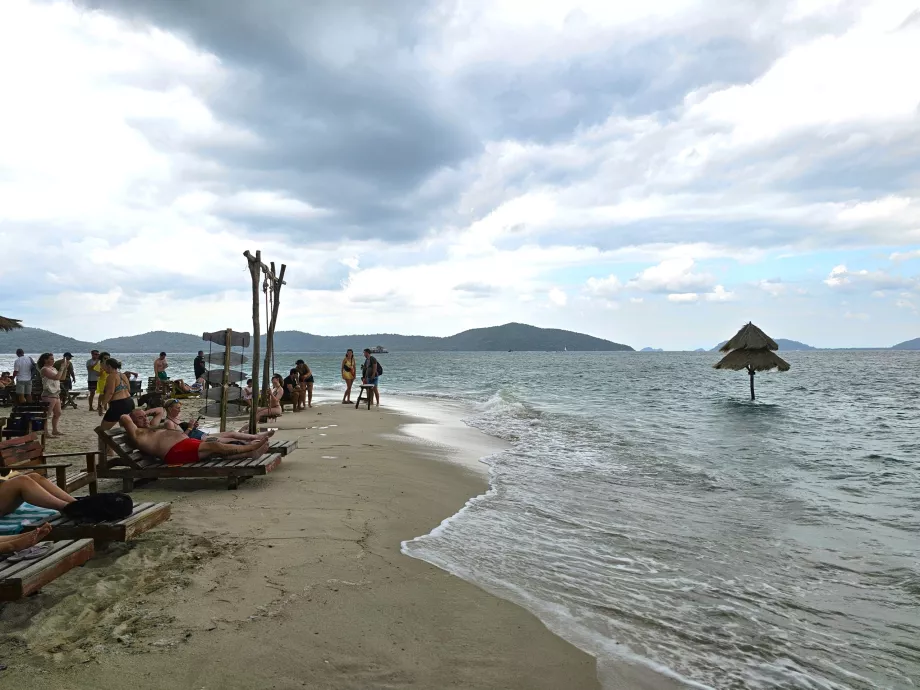 Пляж на Свинячому острові