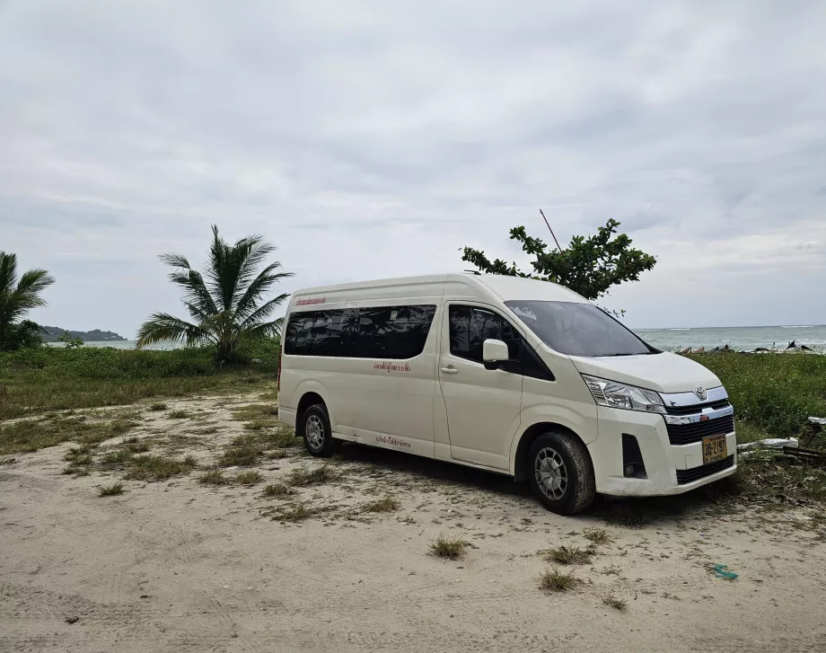 Наш мінівен