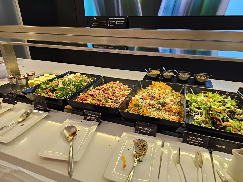 ANZ Lounge, салат-бар